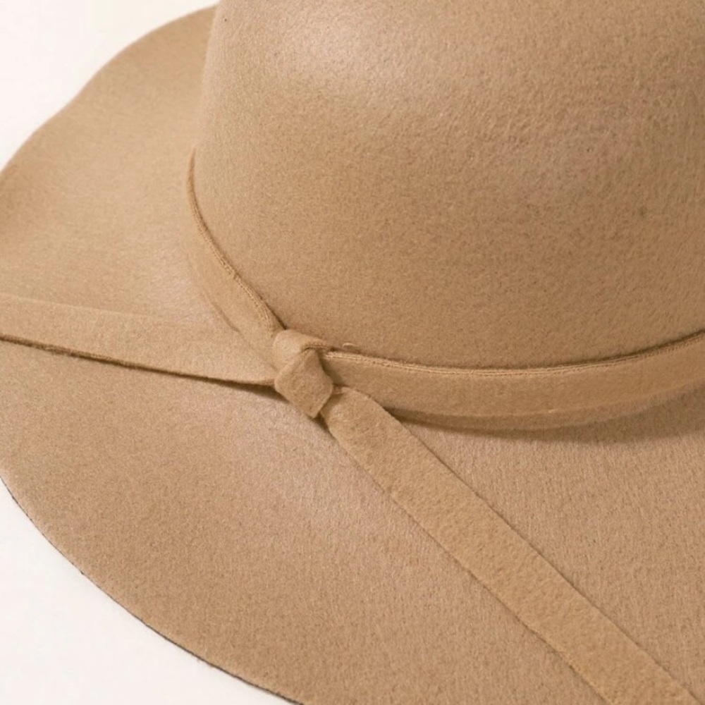 Kids cute girl tan floppy hat. OS NWT - Picture 4 of 6